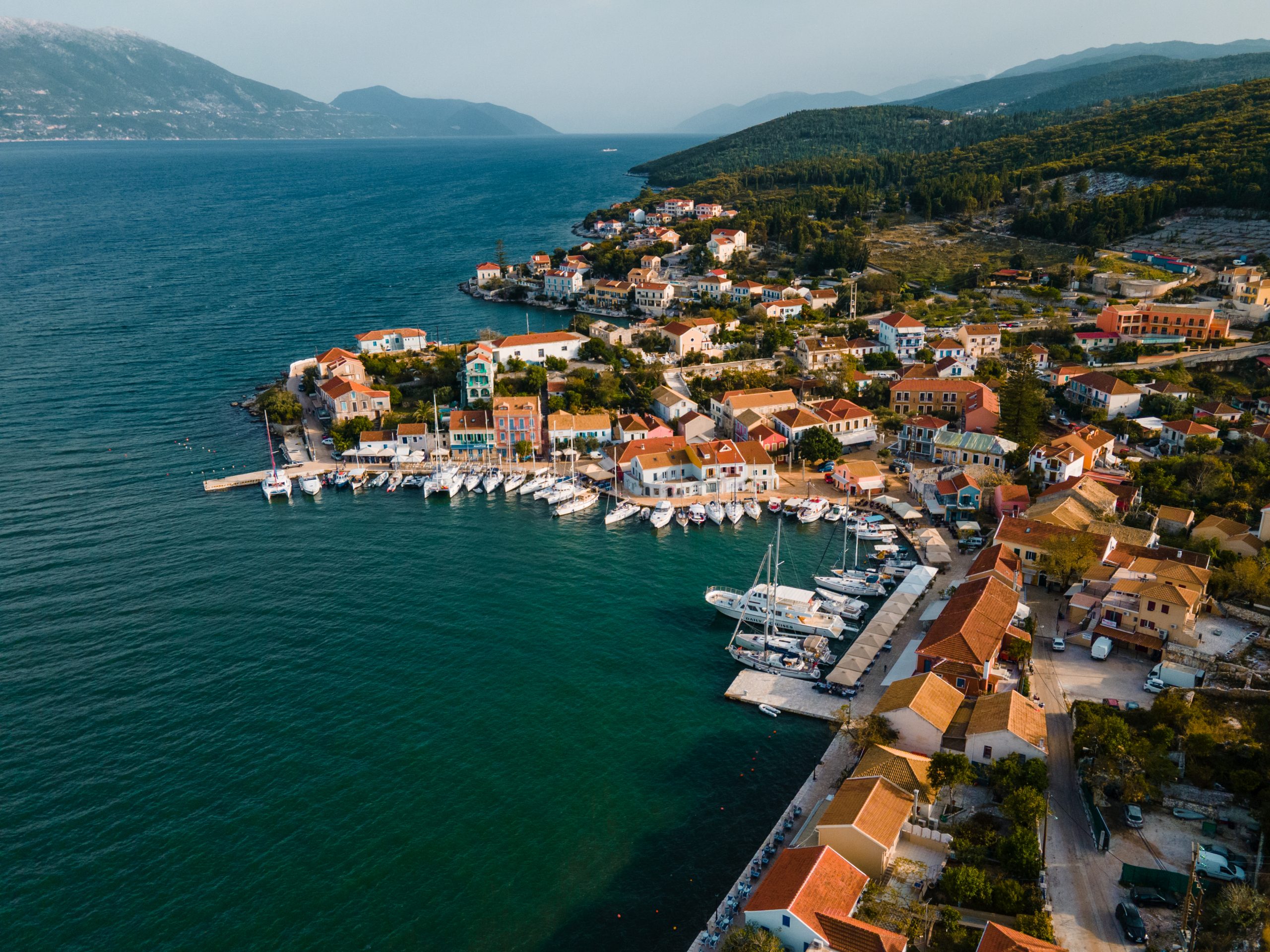 Kefalonia ↔ Lefkada / Vasiliki